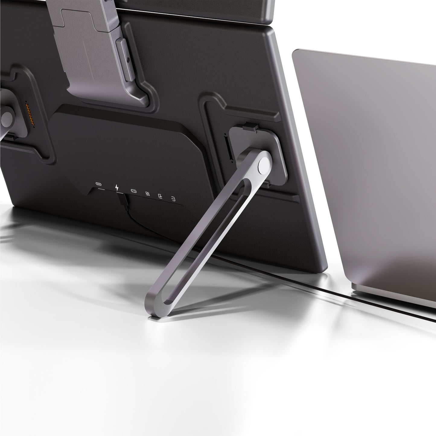 AocAmity TriCreate 16″ Silver Edition – Modular Triple-Screen Freedom